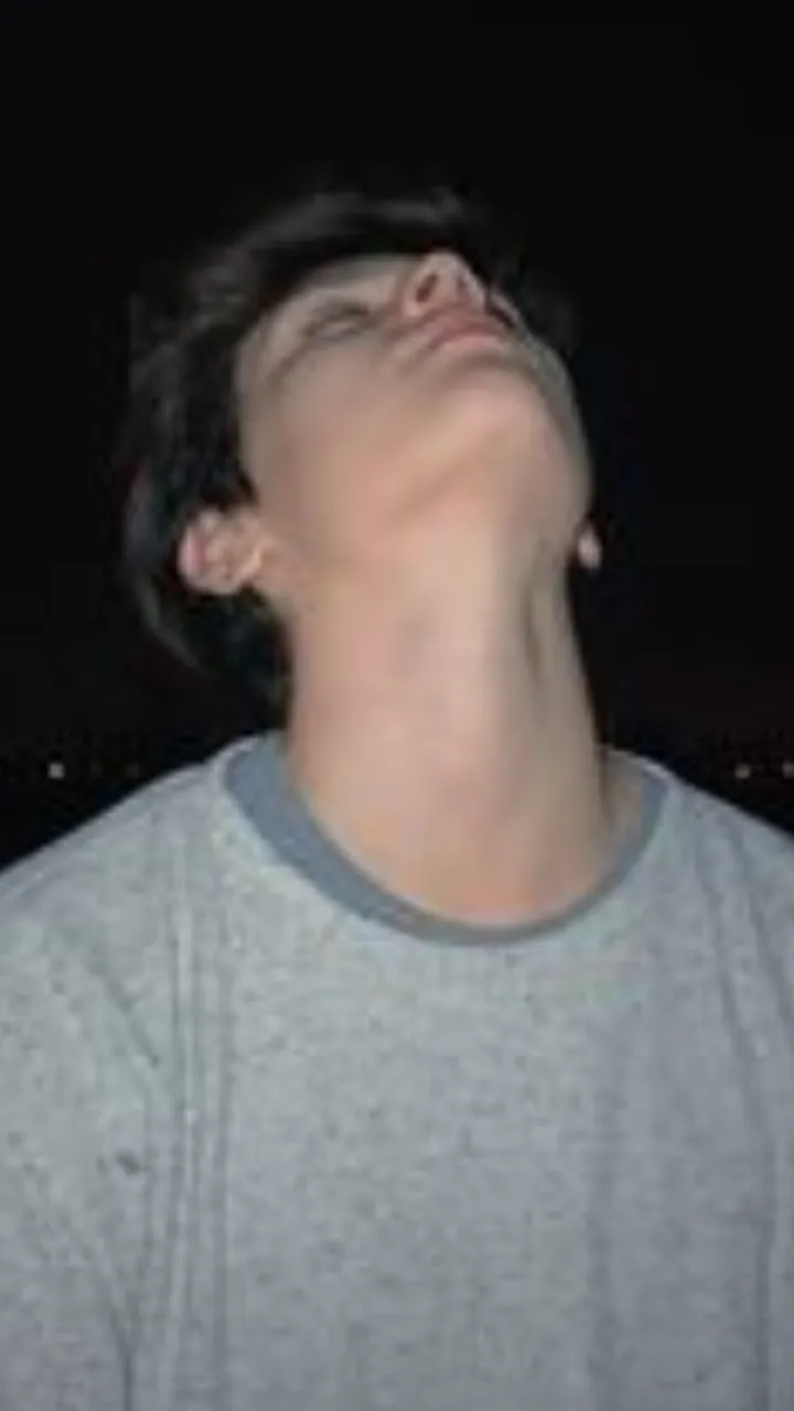 ai character: Luke background