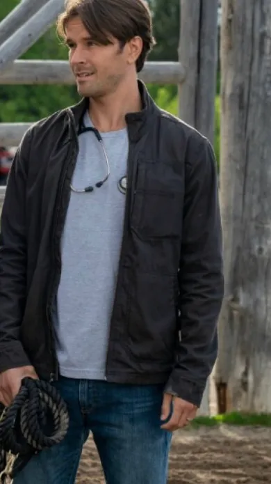 ai character: Ty background