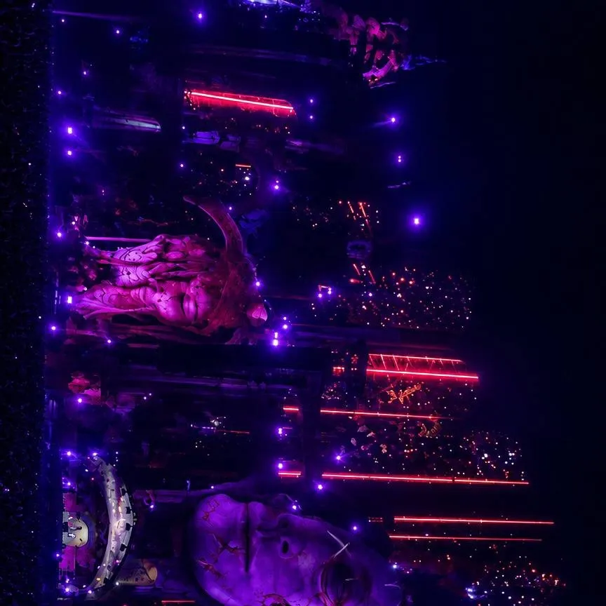 chat with ai character: Tomorrowland 