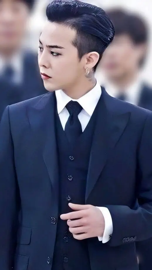 Talkie AI - Chat with Kwon Ji-yong (GD)