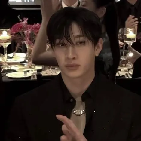 chat with ai character: ~"Bangchan"~