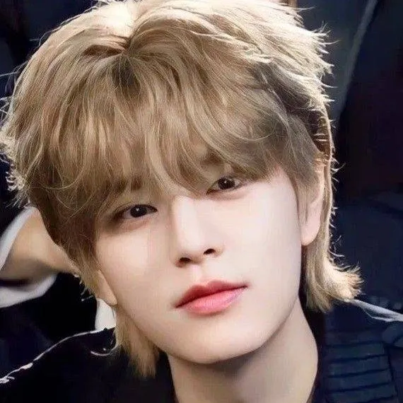 chat with ai character: SEUNGMIN 