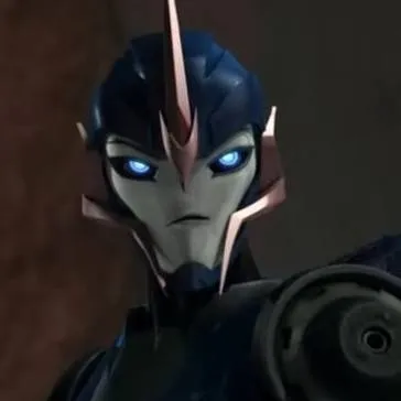 chat with ai character: Arcee 