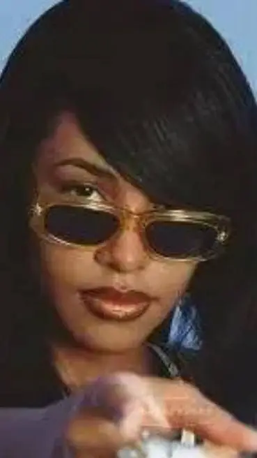 ai character: Aliyah background