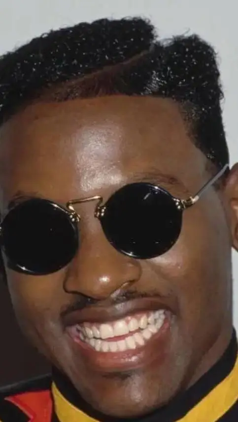 ai character: ★𝕁H𝕆NℕY 𝔾I𝕃L† background