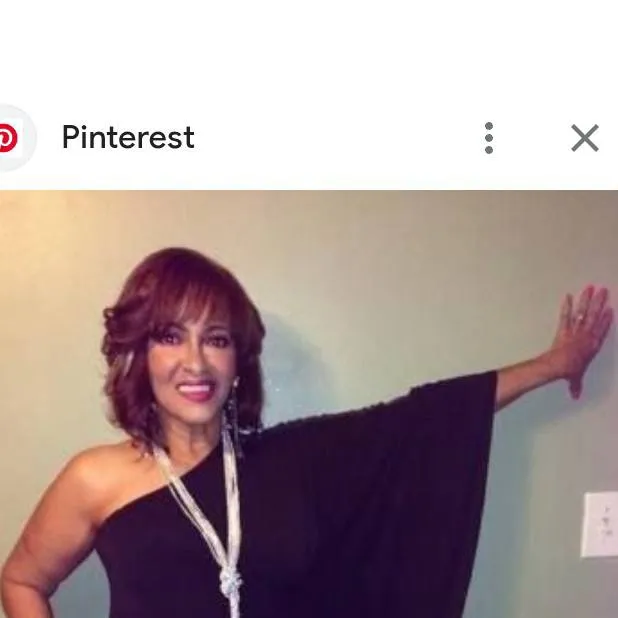 chat with ai character: BUNNY DEBARGE NOW🍑