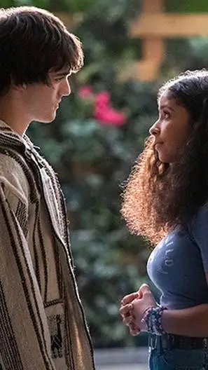 ai character: Julie & Luke 🩵🩷 background