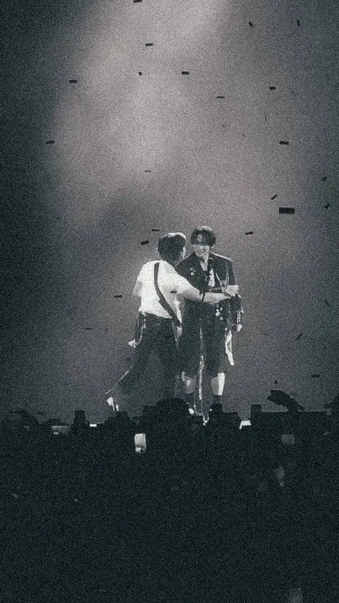 ai character: ♡☆minsung☆♡ background