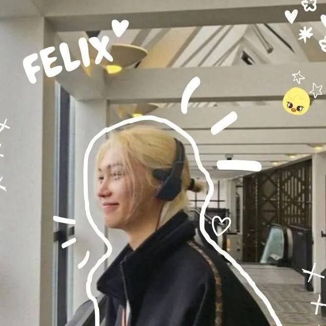 chat with ai character: ♡Lilico♡