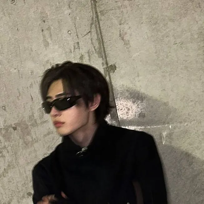 chat with ai character: Sunghoon 