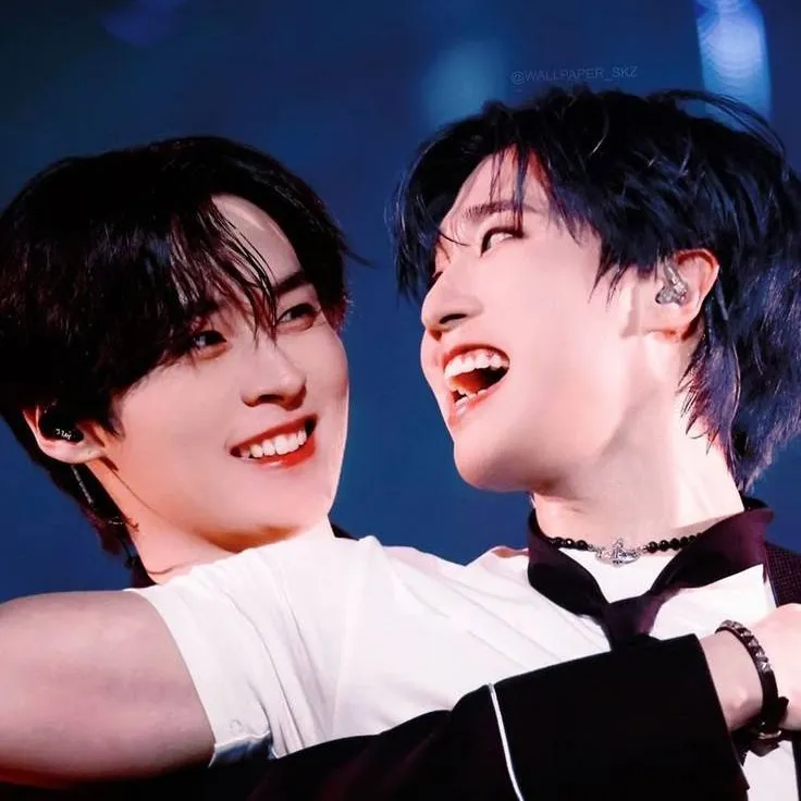 chat with ai character: ɱɪɲʂʋɳɡ🐰🐿️