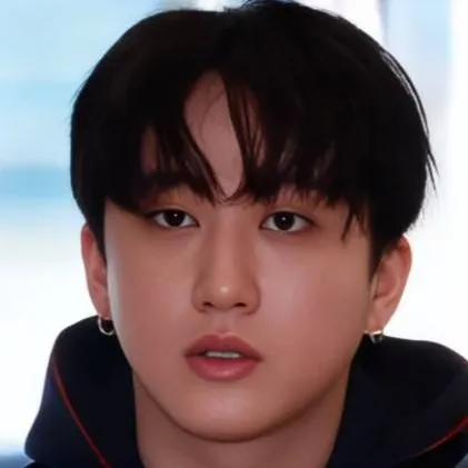 chat with ai character: changbin 