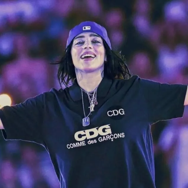 chat with ai character: Billie Eilish