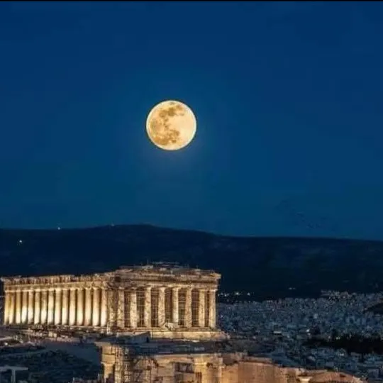 chat with ai character: Ancient Greece RP