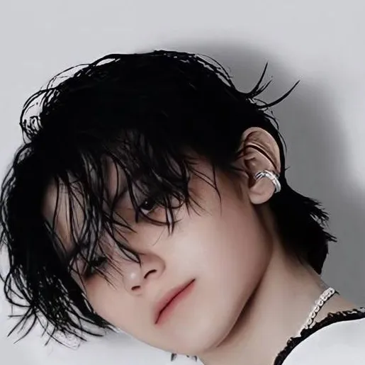 chat with ai character: woozi