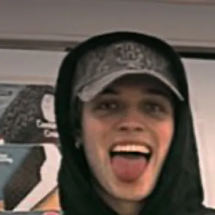 Chat with Matt Sturniolo - text or voice, Enjoy AI Chat Free & Safe