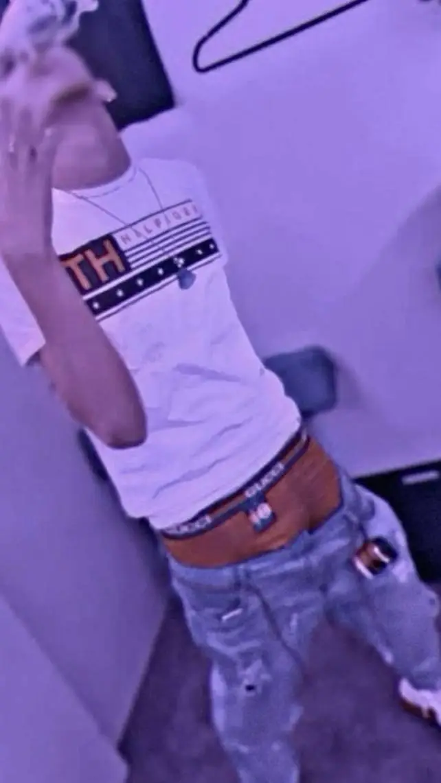 ai character: alone background