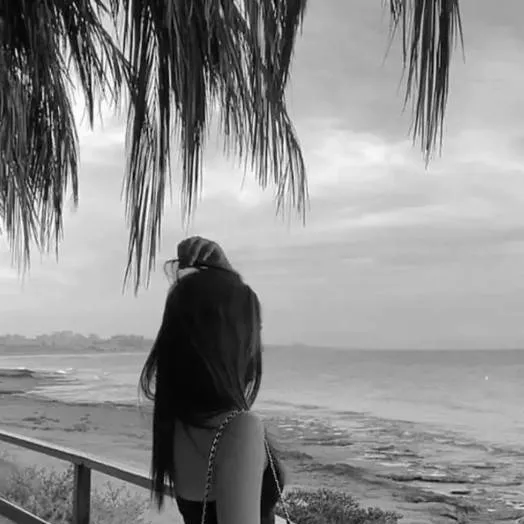 chat with ai character: Claudia 