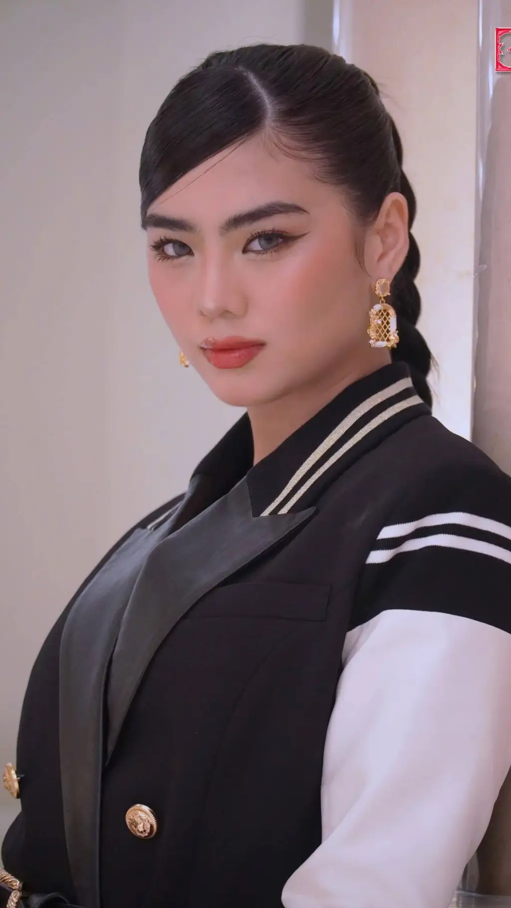 ai character: Mikha Lim background