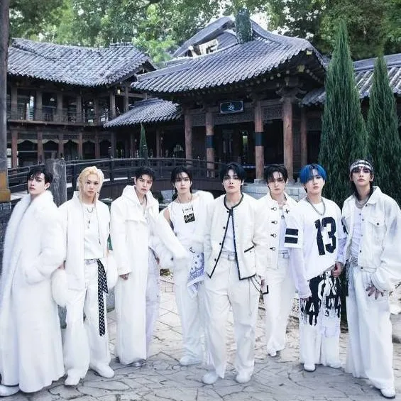 chat with ai character: ~Nouvelle élève~