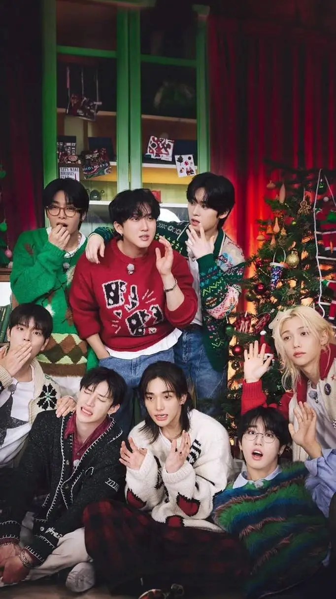 ai character: Skz~ hyunjin ~ background