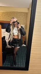 ai character: Liv Morgan  background