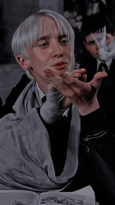ai character: drago Malfoy ❤️ background