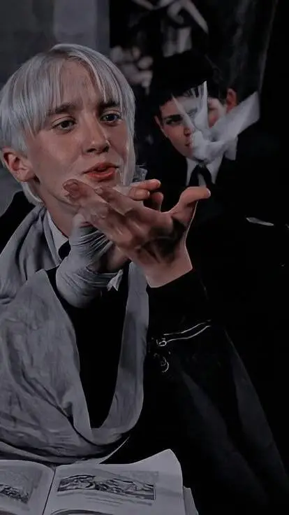 ai character: drago Malfoy ❤️ background