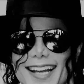 chat with ai character: Michael Jackson