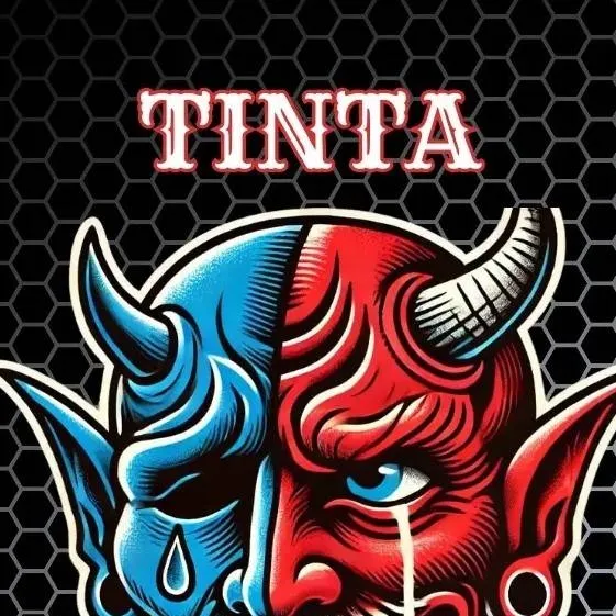 chat with ai character: historia enemigos