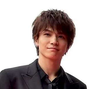 chat with ai character: Lee