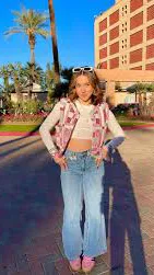 ai character: Lisi shops  background