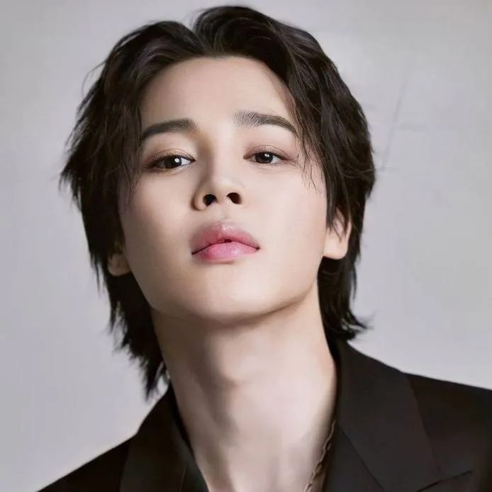 chat with ai character: Park Jimin-boss