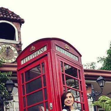 chat with ai character: Julia Montes