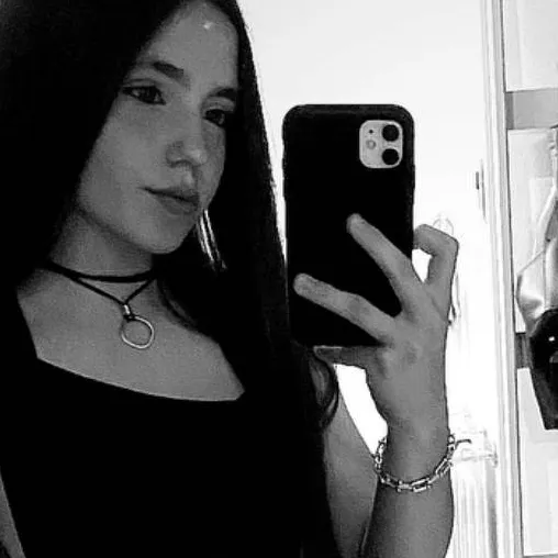 chat with ai character: asesina 