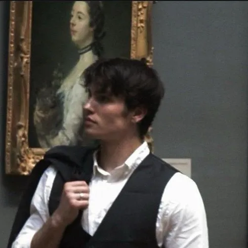 chat with ai character: 𝑺𝒚𝒐𝒏