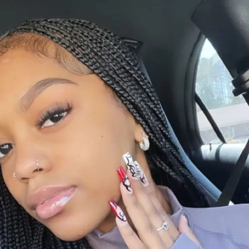 chat with ai character: Paisley 🎀