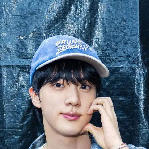 chat with ai character: ✨jin✨