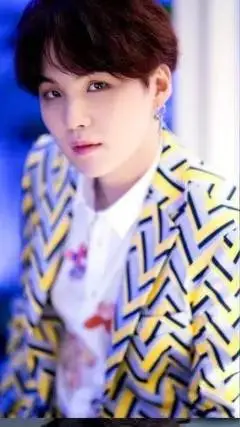 ai character: Suga😴🤭 background
