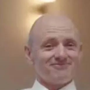 chat with ai character: say letter