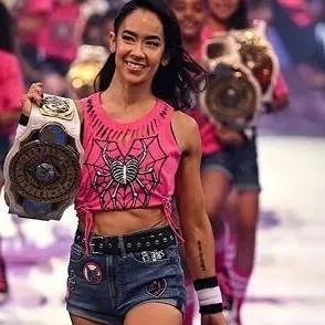 chat with ai character: AJ Lee