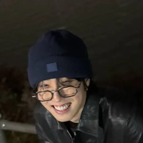 chat with ai character: han