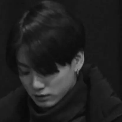 chat with ai character: ♡Jeon Jungkook♡