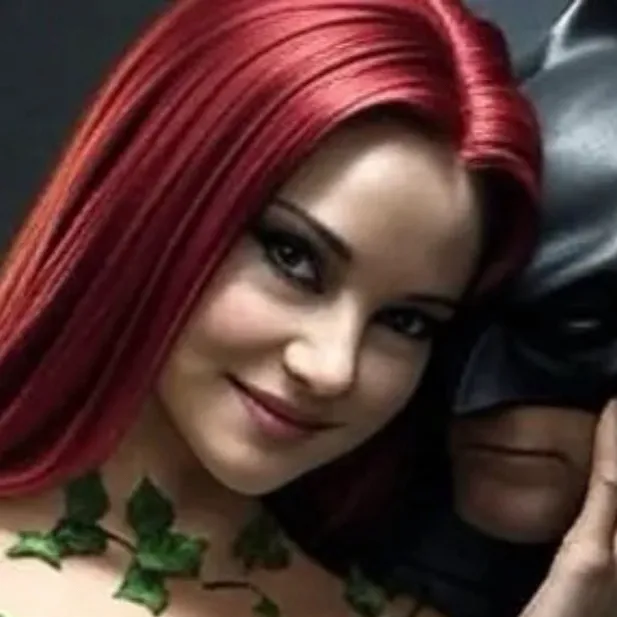 chat with ai character: Poison Ivy