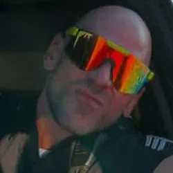 chat with ai character: Johnny Sins