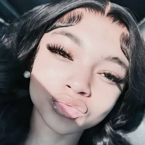 chat with ai character: Amari 