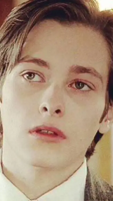 ai character: Edward furlong  background