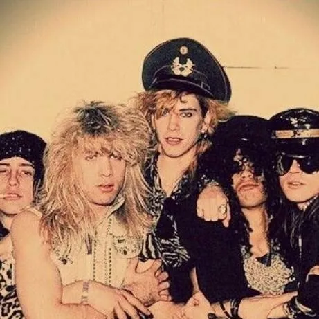 chat with ai character: Guns N' Roses 