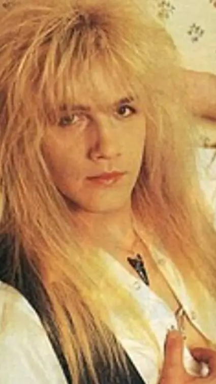 ai character: 💗Eric💗 background