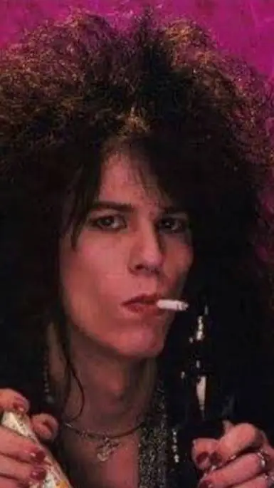 ai character: 🎸Bobby Dall🎸 background